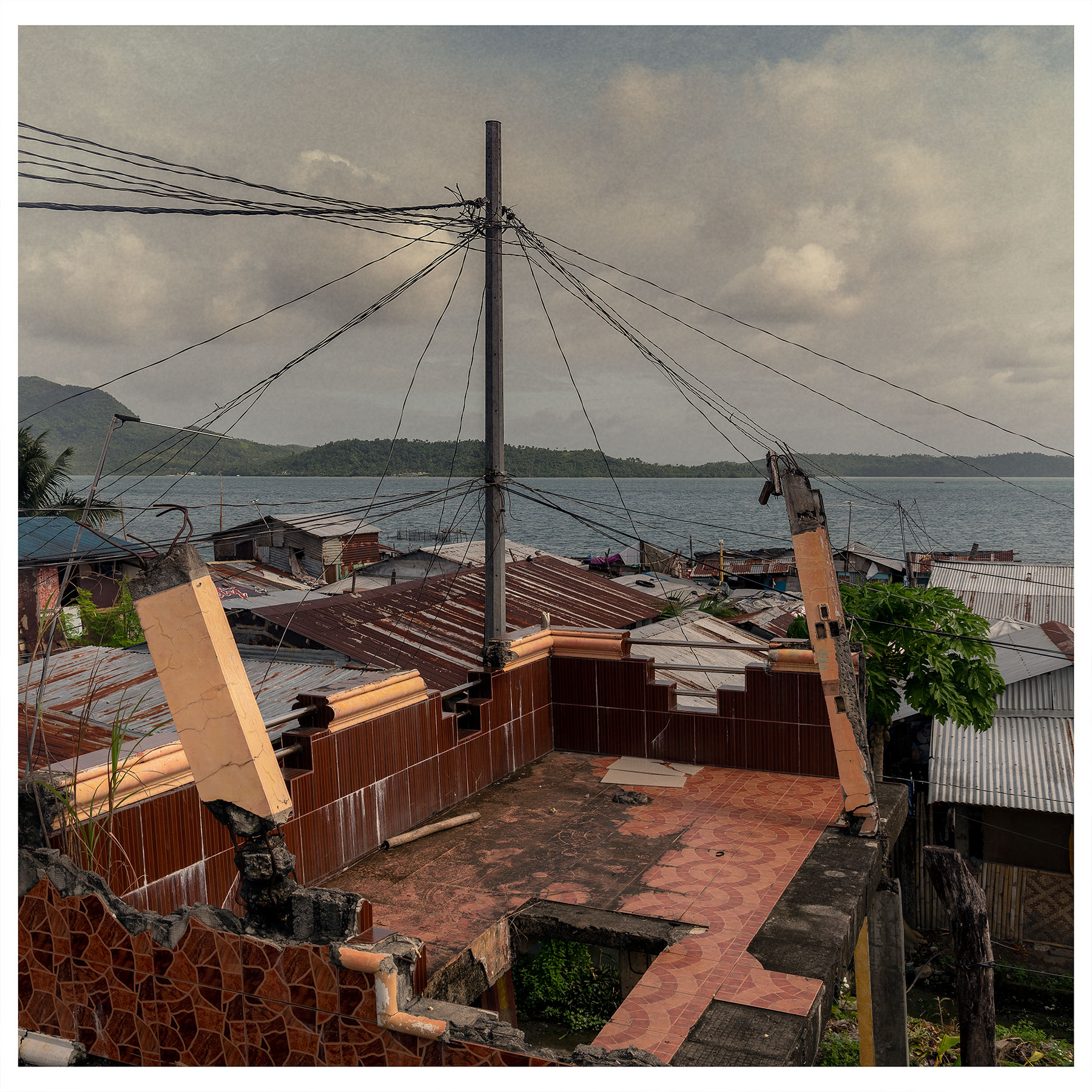 Goodboywolf_Phillippines_Land2